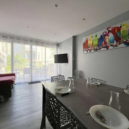 Apartment T2 Renove Avec Terrasse, Climatisation, Proche Port Et - 4 Couchages, Parking Inclus - Fr-1-229-880 Gruissan