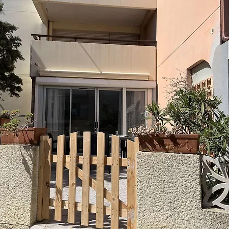 T2 Renove Avec Terrasse, Climatisation, Proche Port Et - 4 Couchages, Parking Inclus - Fr-1-229-880 *
